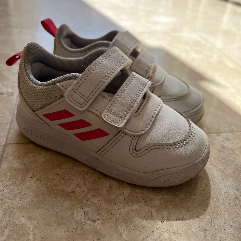 COPY - EUC - Adidas tennis shoes for toddler in white and pink